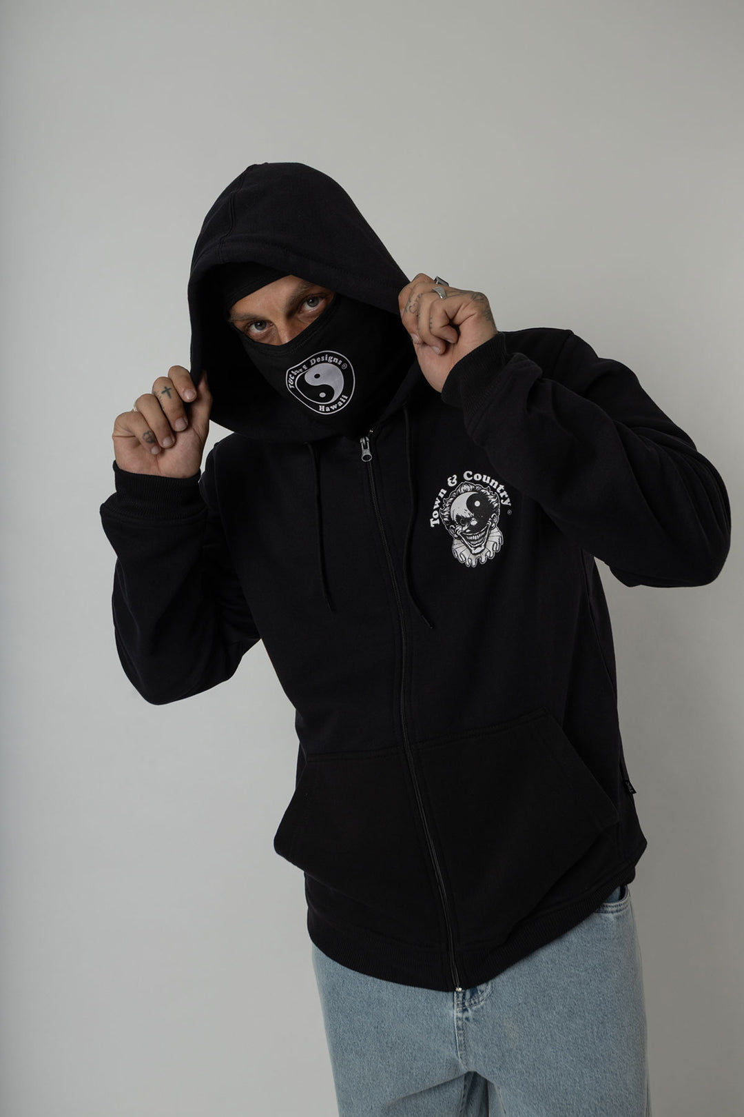 BLUSA MOLETOM COM ZIPER E CAPUZ TOWN & COUNTRY BALACLAVA