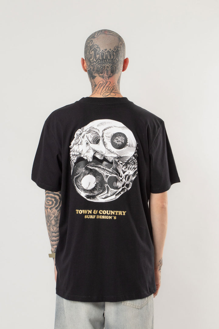 CAMISETA CLASSIC DEADLY BALANCE TOWN & COUNTRY