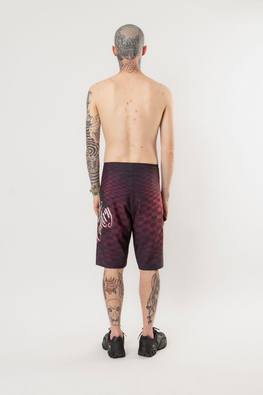 BERMUDA AGUA SUBLIMADA CREEPY CLOWN TOWN & COUNTRY