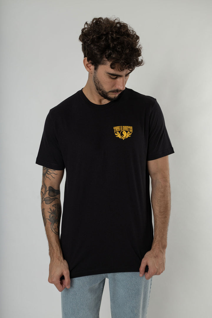 CAMISETA MASCULINA TOWN & COUNTRY CIRCLE