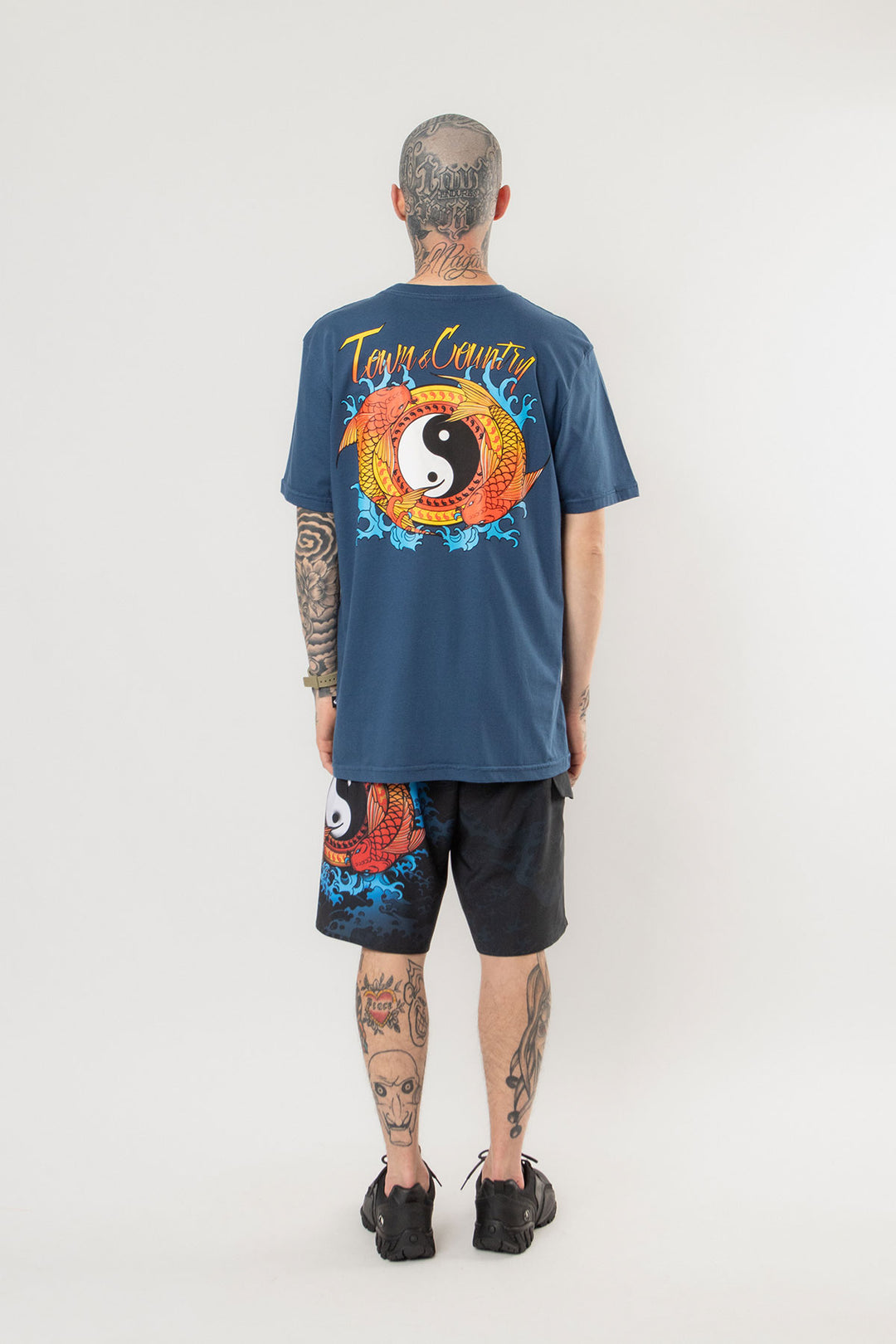 CAMISETA CLASSIC KOI FISH TOWN & COUNTRY