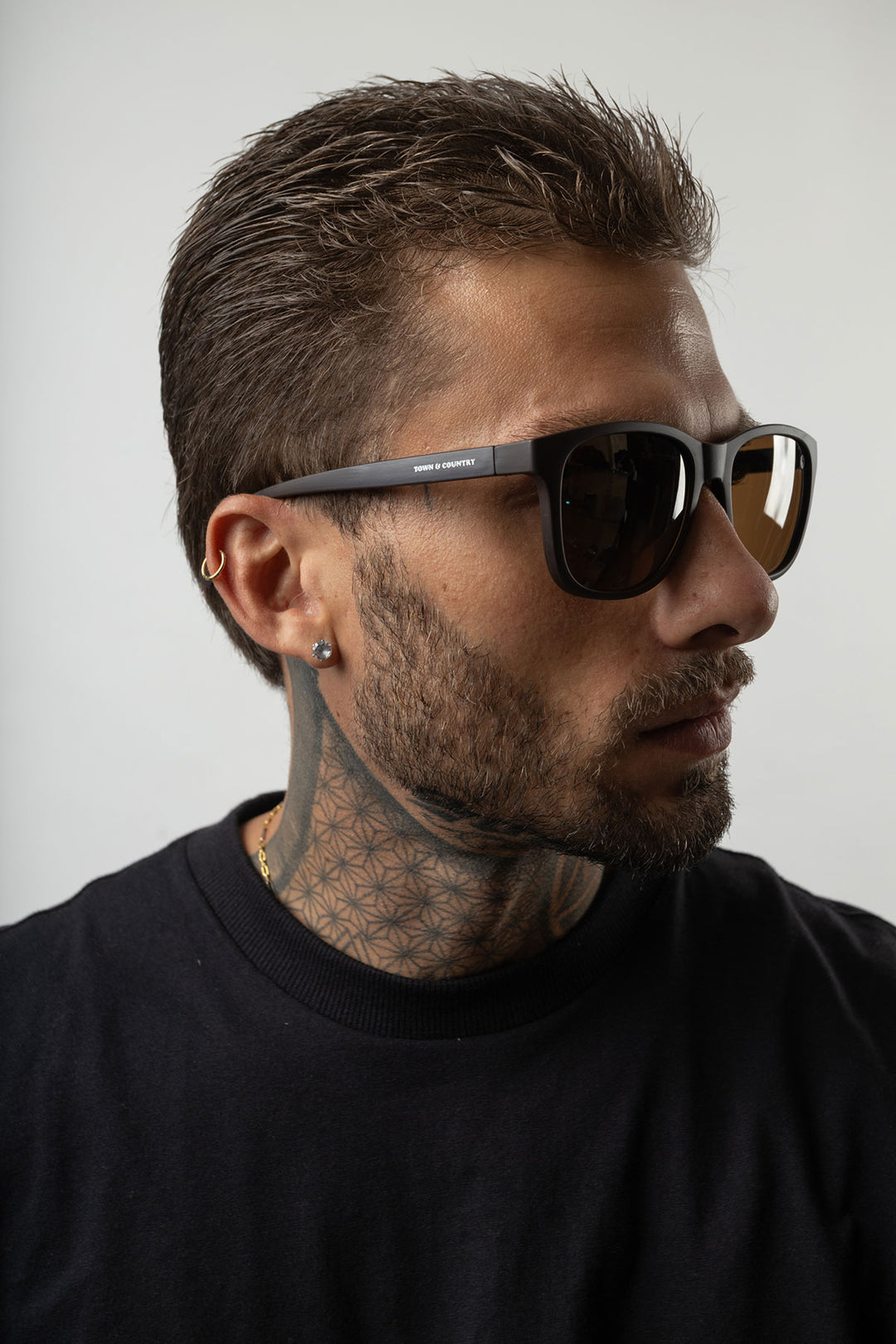OCULOS DE SOL QUADRADO BLACK TOWN & COUNTRY