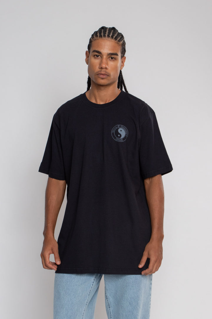 CAMISETA SKATE OVERSIZED COLORFUL BOWS TOWN & COUNTRY