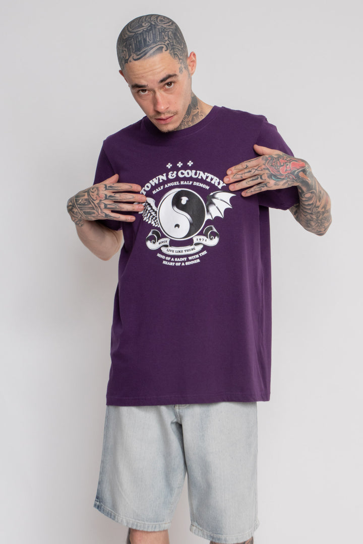CAMISETA CLASSIC SAINT OR SINNER TOWN & COUNTRY