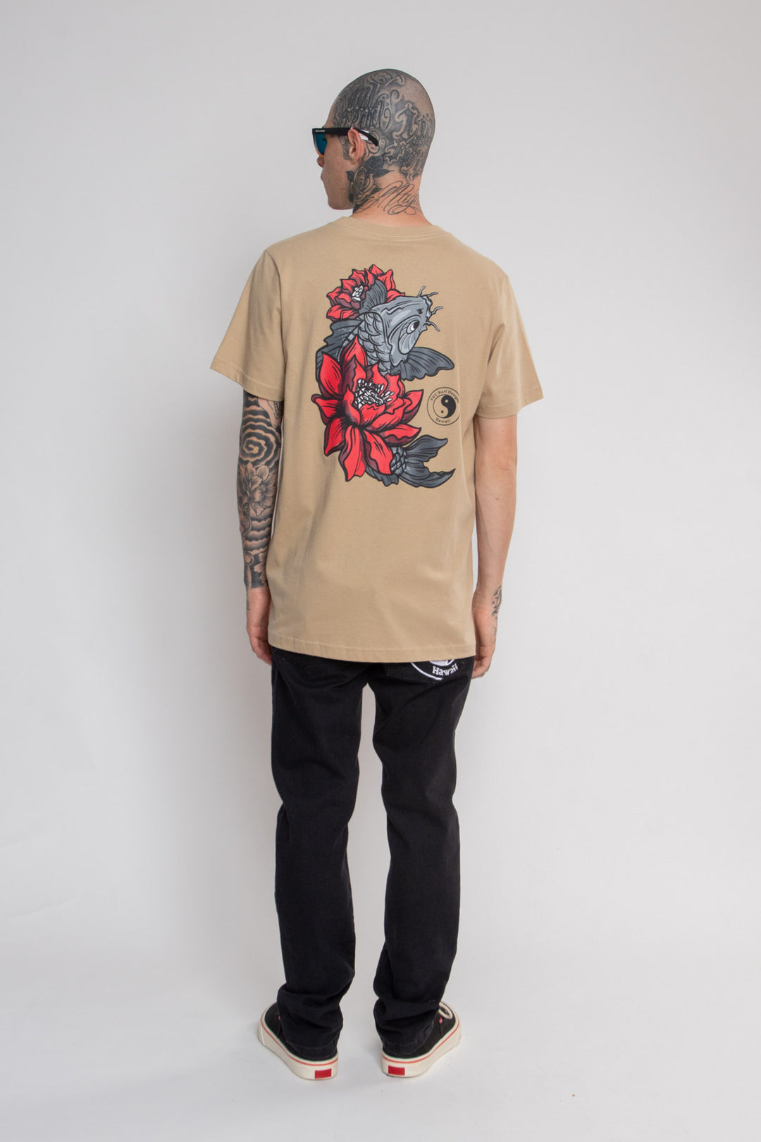 CAMISETA CLASSIC KOI FISH AND FLOWERS