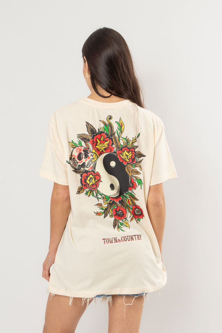 CAMISETA OVERSIZED FEM SKULL HARMONY TOWN & COUNTRY