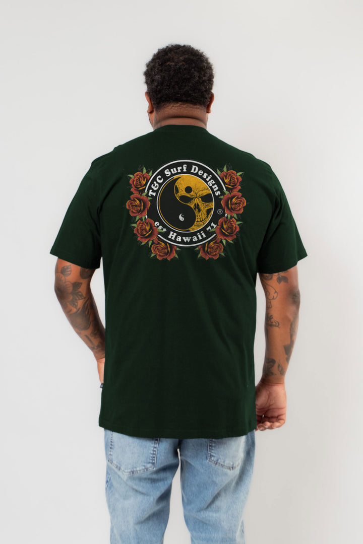 CAMISETA PLUS SIZE SKULL AND ROSES TOWN & CONTRY