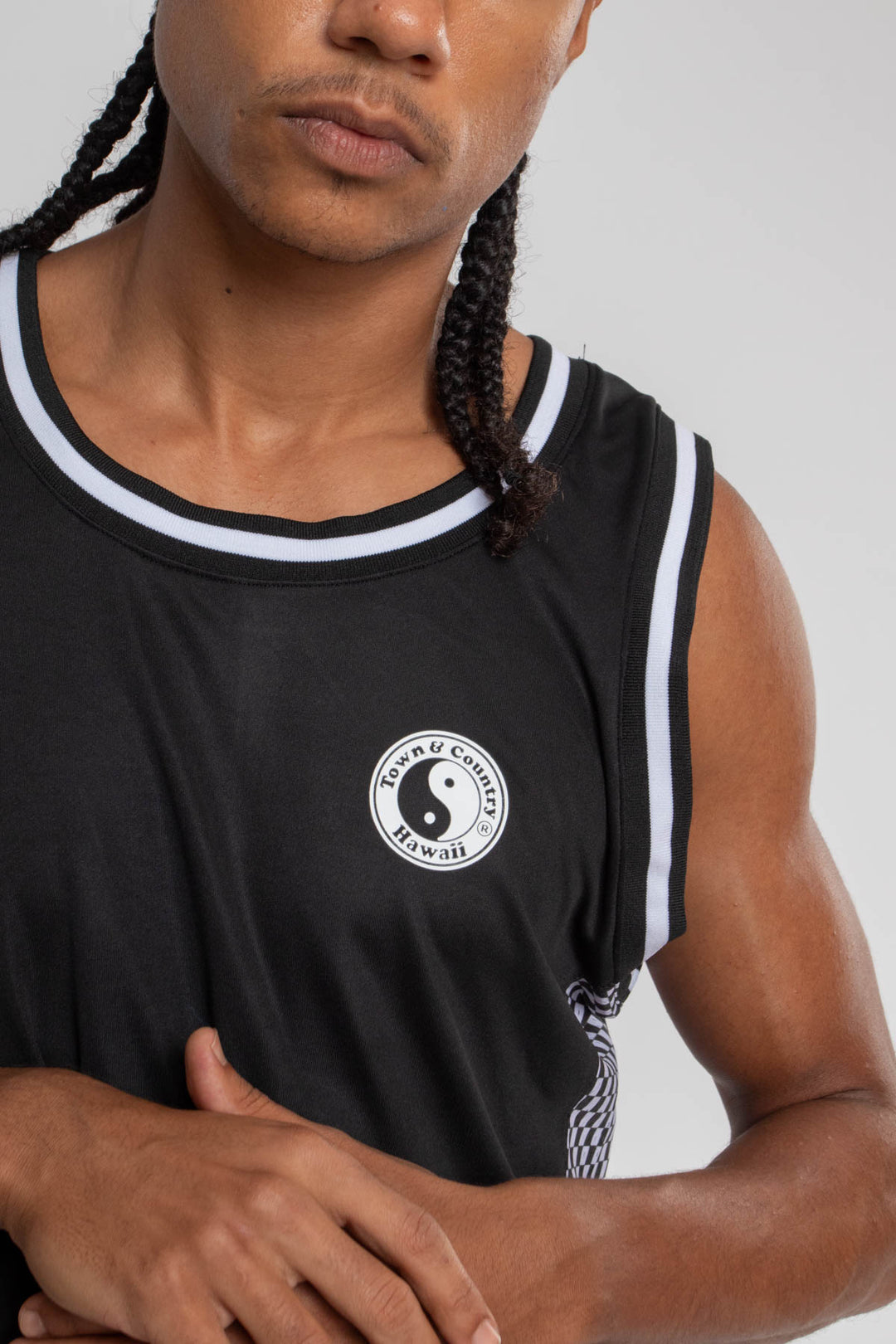 REGATA BASQUETE CHESS TOWN & COUNTRY