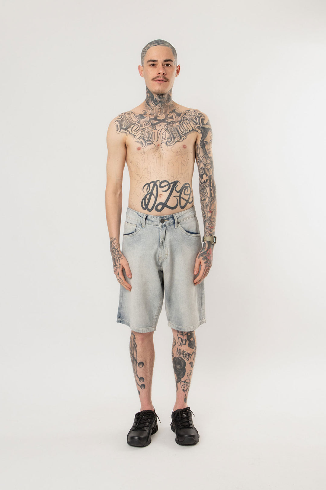 BERMUDA COS JEANS TOWN & COUNTRY