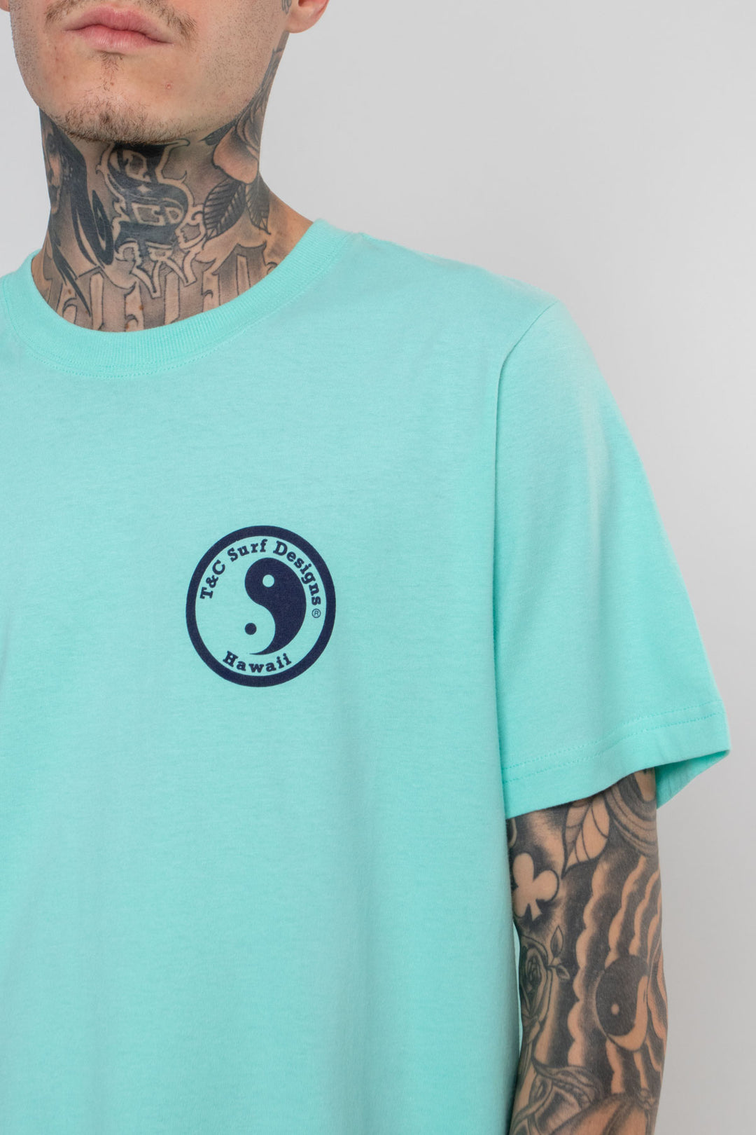 CAMISETA CLASSIC ISLAND LOGO