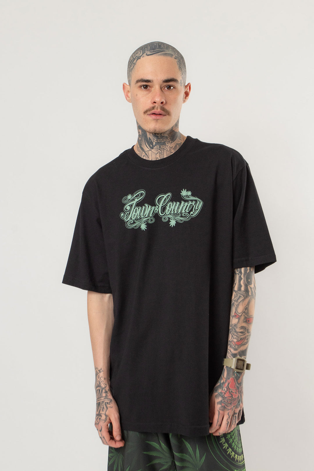 CAMISETA SKATE HEMP LOGO TOWN & COUNTRY