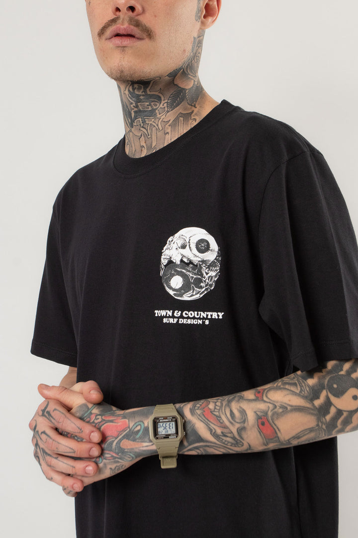 CAMISETA CLASSIC DEADLY BALANCE TOWN & COUNTRY