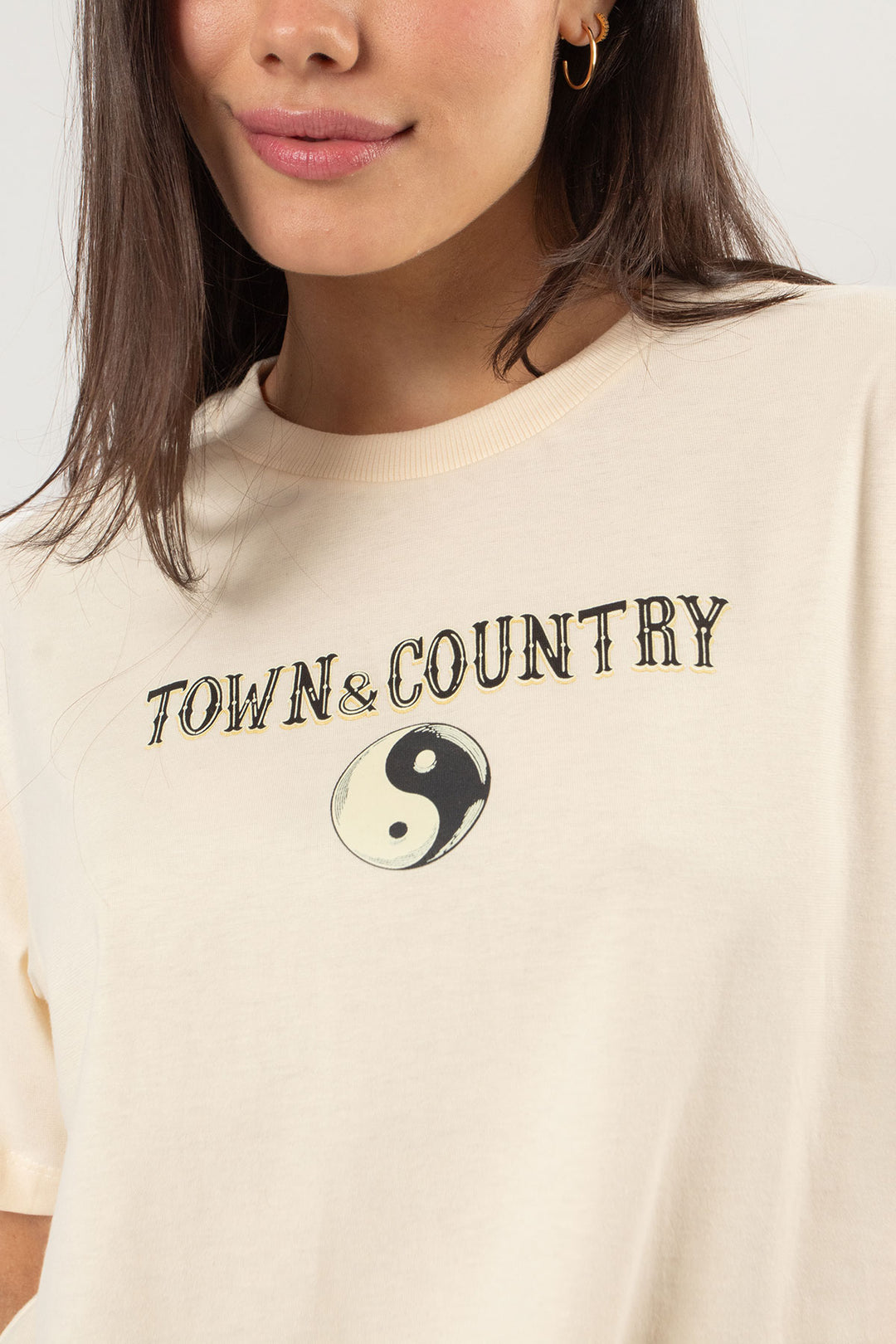 CAMISETA OVERSIZED FEM SKULL HARMONY TOWN & COUNTRY