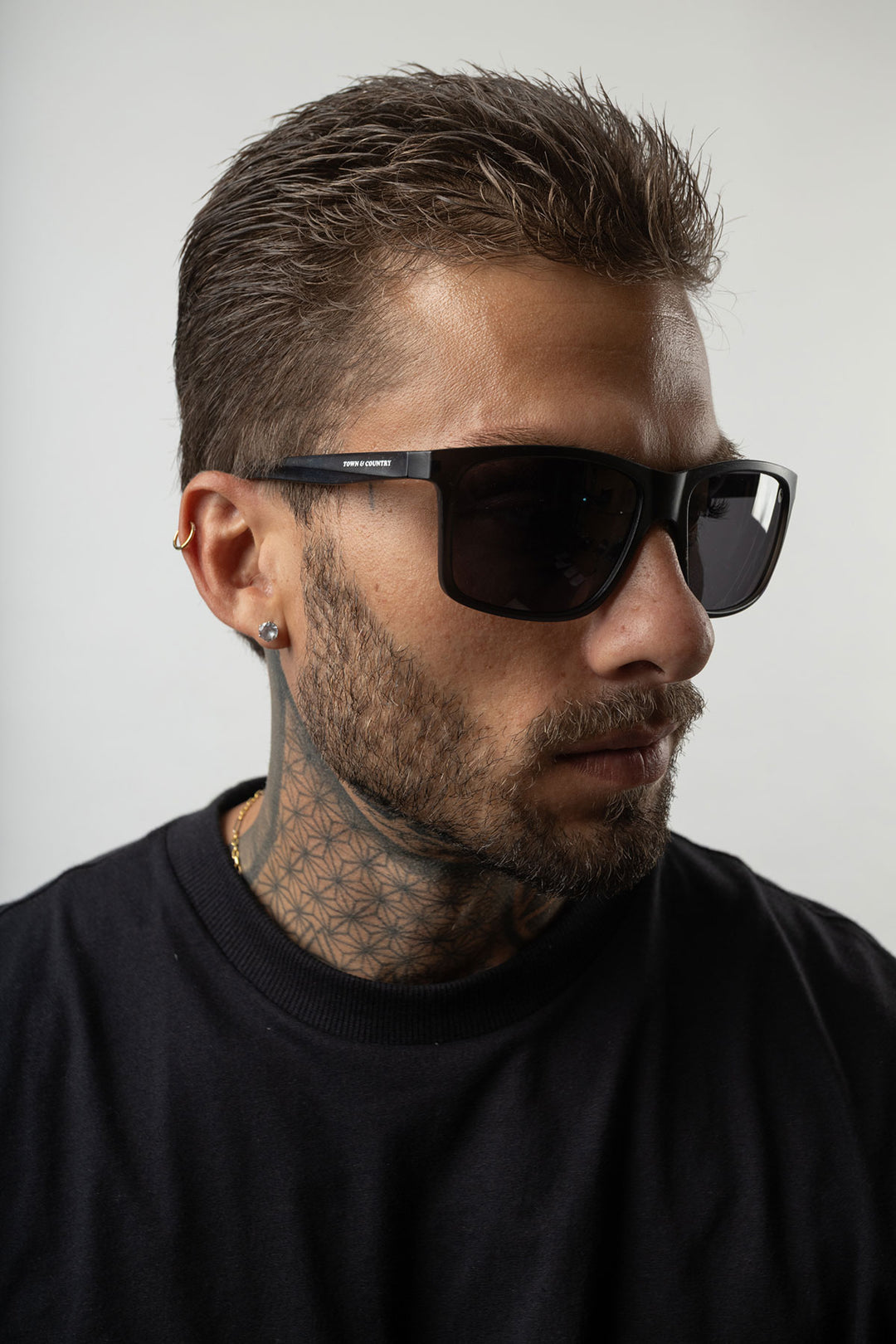 OCULOS DE SOL QUADRADO BLACK TOWN & COUNTRY